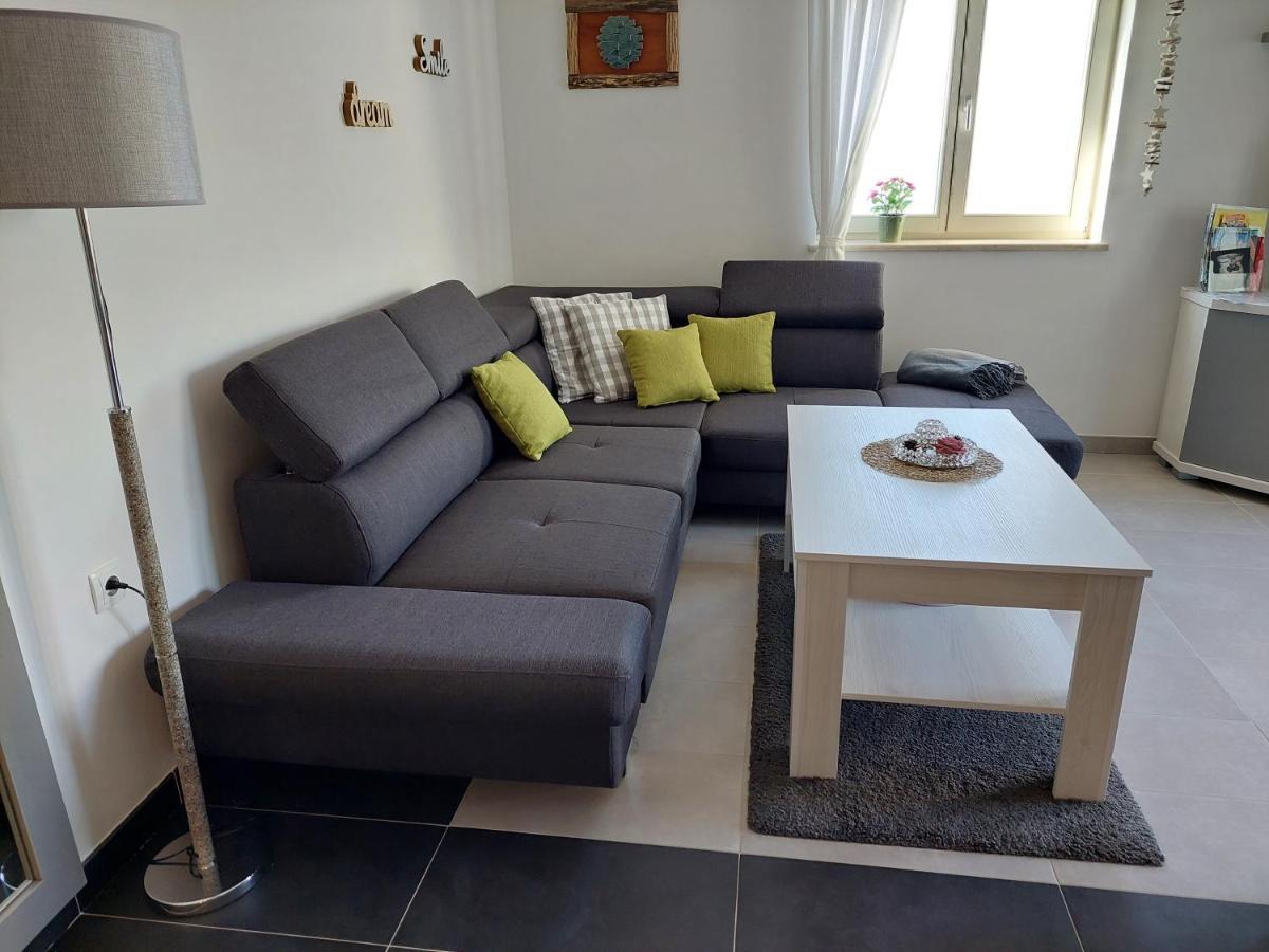 Gavza Sky View Apartment Cres Extérieur photo