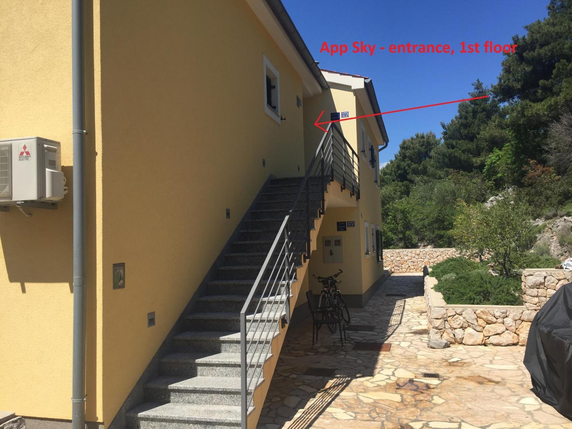 Gavza Sky View Apartment Cres Extérieur photo