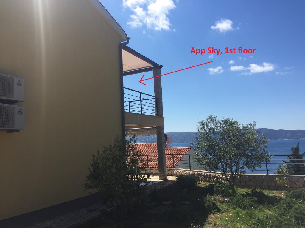 Gavza Sky View Apartment Cres Extérieur photo