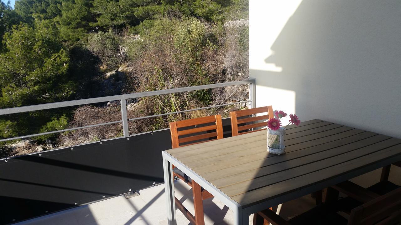 Gavza Sky View Apartment Cres Extérieur photo